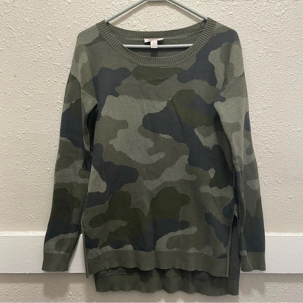 Arizona Green Camo Sweater